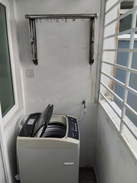 Kediaman Servis untuk Disewa di Seasons Amara Larkin - Miyuki Lee - Balcony - PropertyGuru.com.my