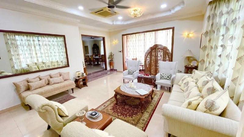 Bungalow House for Sale in Seksyen 8 (Kota Damansara) - Zulhilmi Zakaria - Living Room - PropertyGuru.com.my