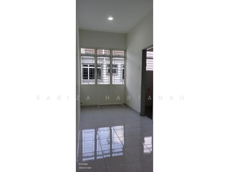 2-storey Terraced House for Sale in Taman Dato' Hormat (Telok Panglima Garang) - Sariza Hartanah - Interior - PropertyGuru.com.my