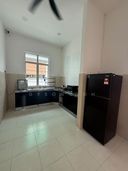 Rumah Teres untuk Disewa di Taman Bukit Kecil (Bukit Mertajam) - Gyson Goh - Kitchen - PropertyGuru.com.my
