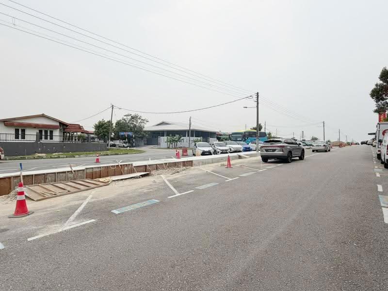 Shop for Sale in Taman Ungku Tun Aminah (Skudai) - Calvin Lee - Exterior - PropertyGuru.com.my
