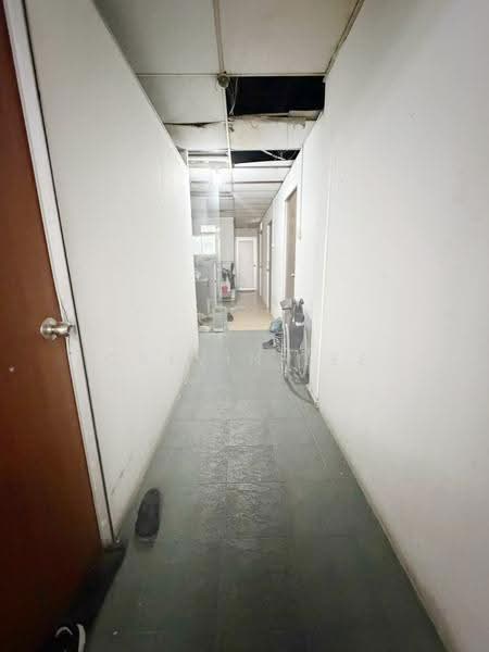 Shop for Sale in Taman Ungku Tun Aminah (Skudai) - Calvin Lee - Corridor - PropertyGuru.com.my