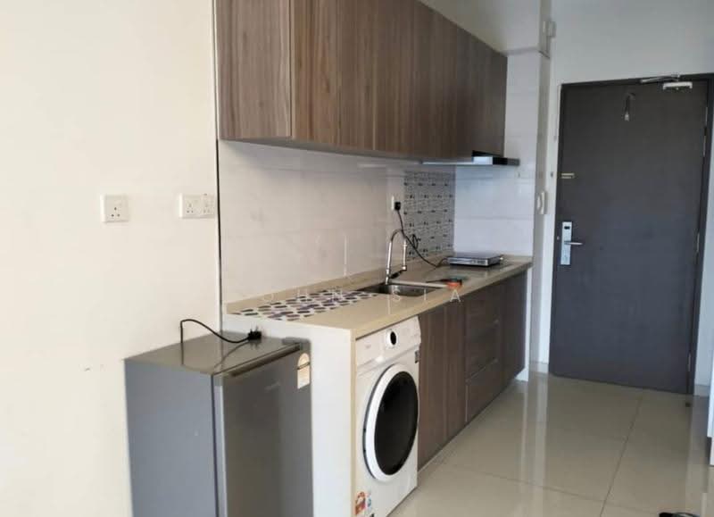 Kediaman Servis untuk Dijual di Country Garden Central Park - John Sia - Kitchen - PropertyGuru.com.my