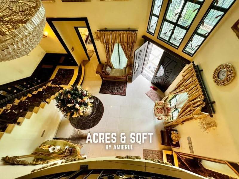 Bungalow House untuk Dijual di Sepang (Selangor) - Amierul Hafizie - Entrance - PropertyGuru.com.my