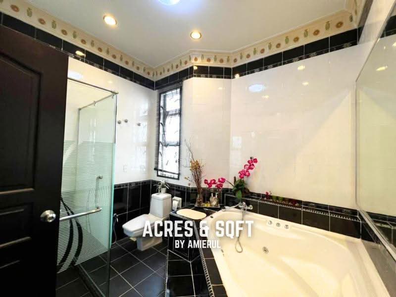 Bungalow House untuk Dijual di Sepang (Selangor) - Amierul Hafizie - Bathroom - PropertyGuru.com.my