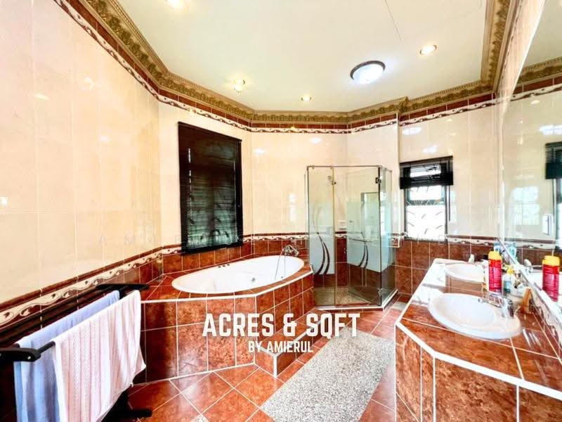 Bungalow House untuk Dijual di Sepang (Selangor) - Amierul Hafizie - Bathroom - PropertyGuru.com.my