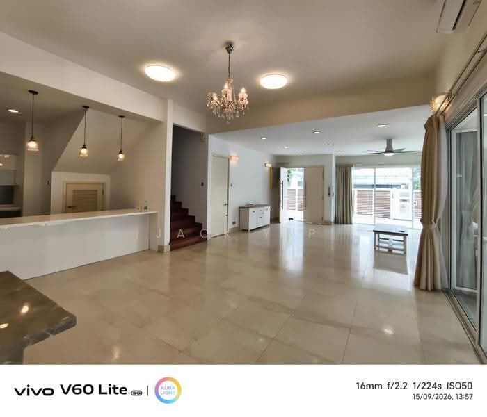 Bungalow House untuk Dijual di Petaling Jaya (Selangor) - Jack Yap - Living Room - PropertyGuru.com.my