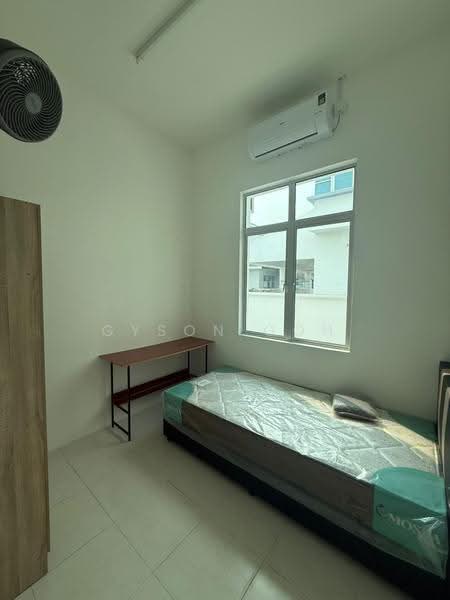 Rumah Teres untuk Disewa di Taman Bukit Kecil (Bukit Mertajam) - Gyson Goh - Bedroom - PropertyGuru.com.my