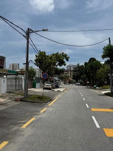 2-storey Terraced House for Rent in Pulau Tikus (Pulau Tikus) - Jocellynn Lee - Exterior - PropertyGuru.com.my