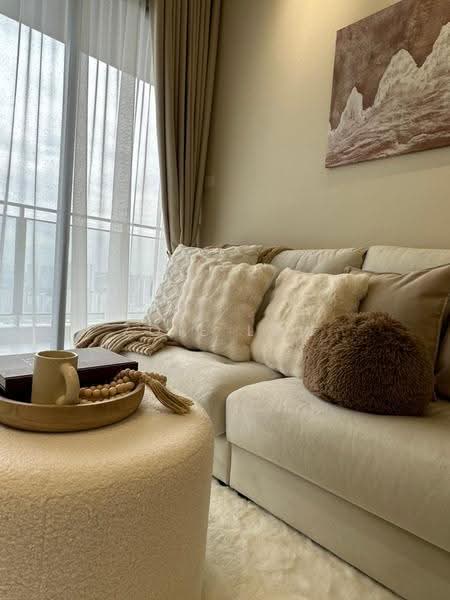 Kediaman Servis untuk Disewa di 8th & Stellar - Zoie Law - Living Room - PropertyGuru.com.my