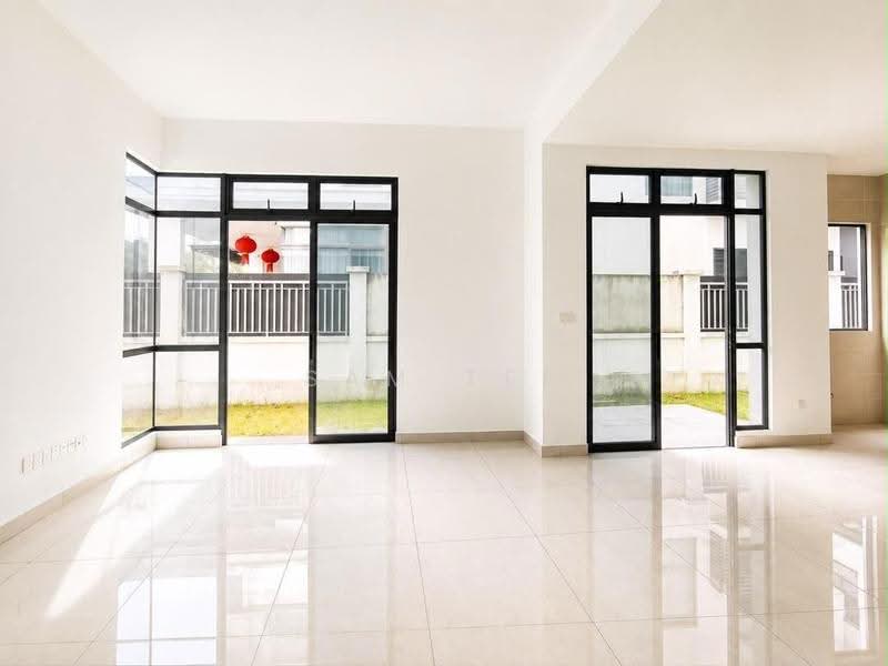 Cluster House for Sale in Horizon Hills (Iskandar Puteri (Nusajaya)) - Sam Tee - Living Room - PropertyGuru.com.my