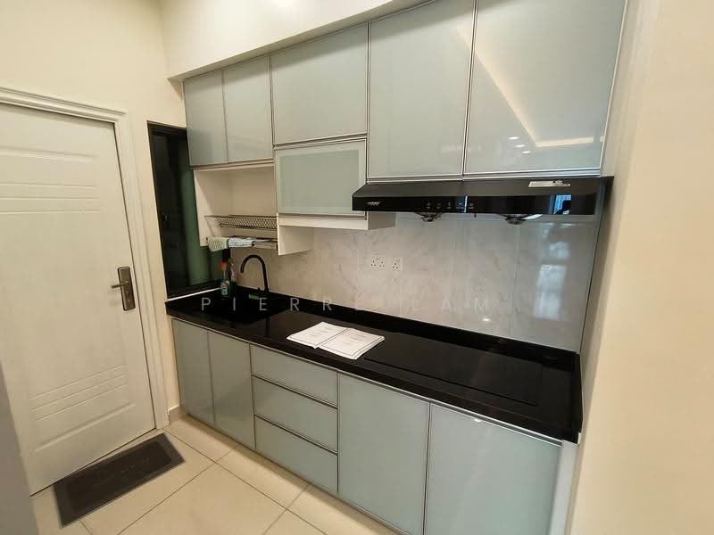 Kondominium untuk Disewa di The Sky Residence - Pierre Lam - Kitchen - PropertyGuru.com.my