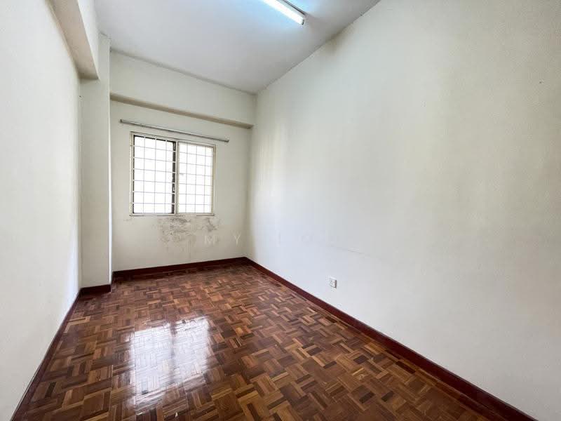 Pangsapuri untuk Dijual di Prima Saujana - MY Loh - Interior - PropertyGuru.com.my