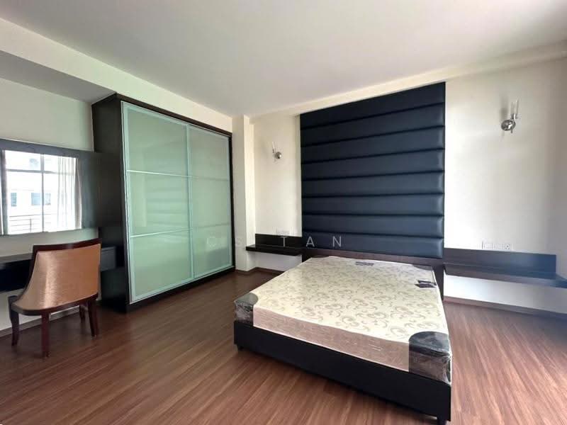 Kediaman Servis untuk Dijual di Midas @ Seri Alam - CS Tan - Bedroom - PropertyGuru.com.my
