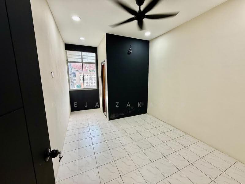 Rumah Teres untuk Dijual di Taman Intan Perdana (Si Rusa) - Deeja Zakaria - Interior - PropertyGuru.com.my