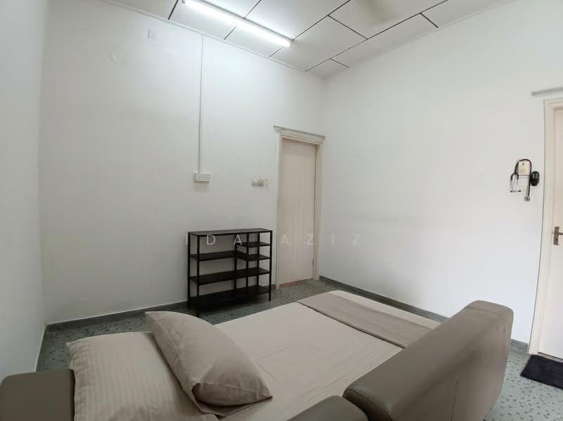 Bungalow House for Sale in Johor Bahru (Johor) - Ida Aziz - Bedroom - PropertyGuru.com.my