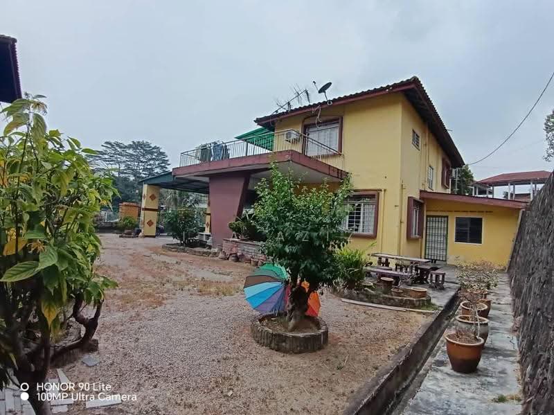 Bungalow House for Sale in Johor Bahru (Johor) - Ida Aziz - Exterior - PropertyGuru.com.my