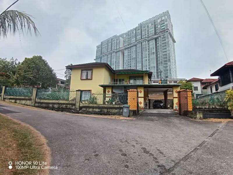 Bungalow House for Sale in Johor Bahru (Johor) - Ida Aziz - Exterior - PropertyGuru.com.my