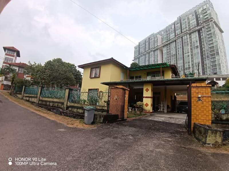 Bungalow House for Sale in Johor Bahru (Johor) - Ida Aziz - Exterior - PropertyGuru.com.my