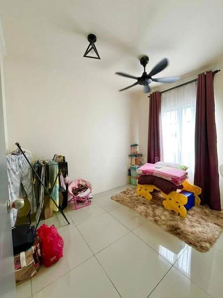 2-storey Terraced House for Sale in Banting (Selangor) - Mohd Nor Fahmi - Bedroom - PropertyGuru.com.my