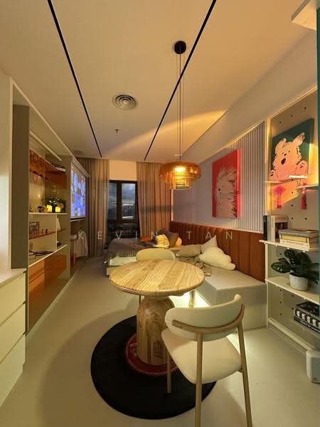 Kediaman Servis untuk Dijual di Summer Suites - Residensi Bukit Meldrum - Kevin Tan - Living Room - PropertyGuru.com.my