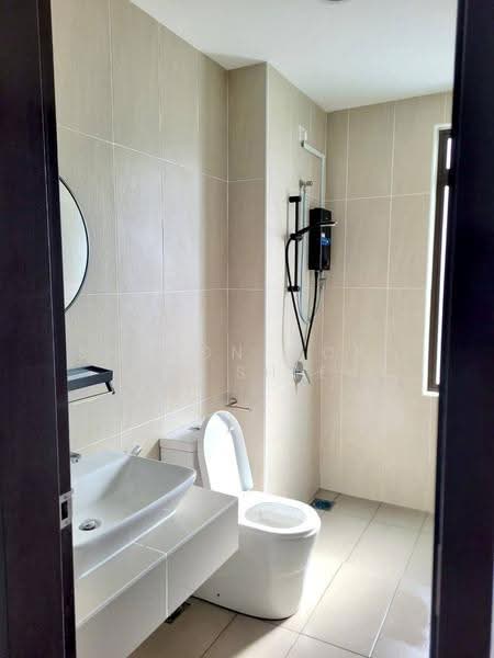 Rumah Teres untuk Disewa di Iskandar Puteri (Nusajaya) (Johor) - Sharon Wong Shu Shien - Bathroom - PropertyGuru.com.my