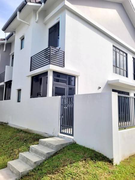Rumah Teres untuk Disewa di Iskandar Puteri (Nusajaya) (Johor) - Sharon Wong Shu Shien - Exterior - PropertyGuru.com.my