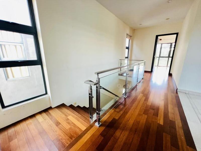 Bungalow House untuk Dijual di Presint 8 (Putrajaya) - Jared Wong - Corridor - PropertyGuru.com.my