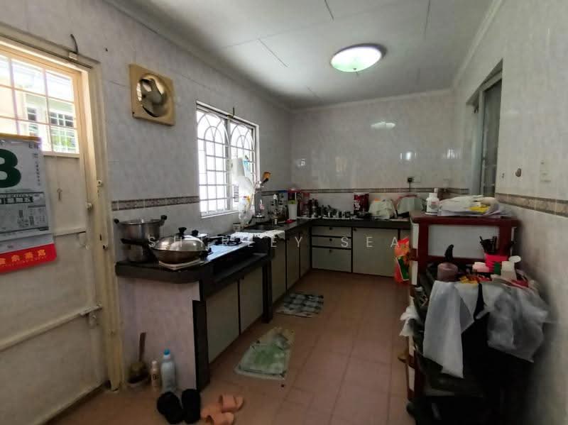 Rumah Teres 2-Tingkat untuk Dijual di Alam Damai (Cheras) - Shirley Sea - Kitchen - PropertyGuru.com.my