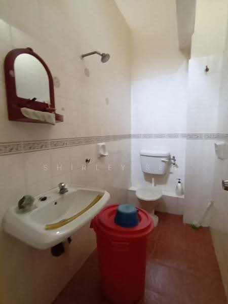 Rumah Teres 2-Tingkat untuk Dijual di Alam Damai (Cheras) - Shirley Sea - Bathroom - PropertyGuru.com.my
