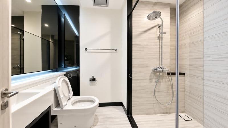 Kediaman Servis untuk Disewa di Straits Residences - Quvee Ooi - Bathroom - PropertyGuru.com.my