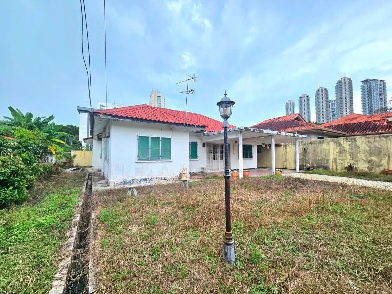 Bungalow House for Sale in Tanjung Bungah (Penang) - Max Ng - Exterior - PropertyGuru.com.my