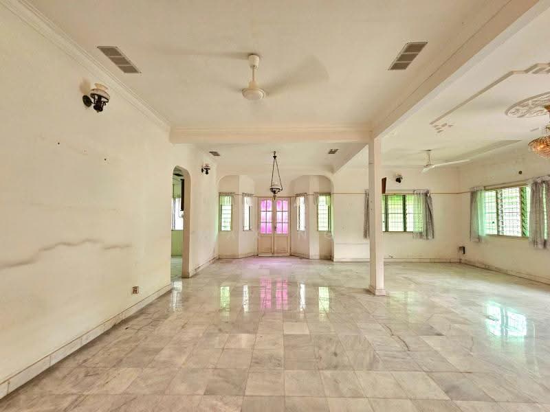 Bungalow House for Sale in Tanjung Bungah (Penang) - Max Ng - Living Room - PropertyGuru.com.my