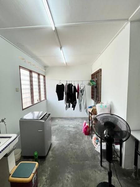 1-storey Terraced House for Sale in Pekan Nanas (Johor) - Ee Fong Toh - Interior - PropertyGuru.com.my