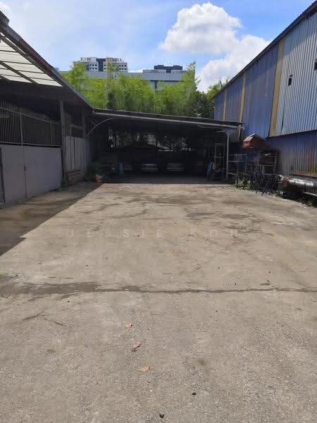 Detached Factory for Rent in Subang Jaya (Selangor) - Jessie Koh - Exterior - PropertyGuru.com.my