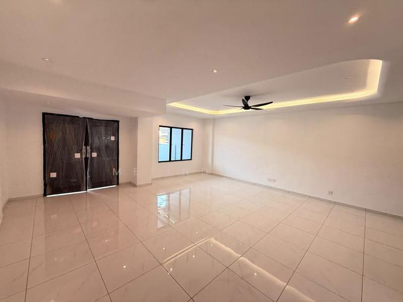 2-storey Terraced House for Sale in Mutiara Rini (Skudai) - Melinda Ee - Living Room - PropertyGuru.com.my
