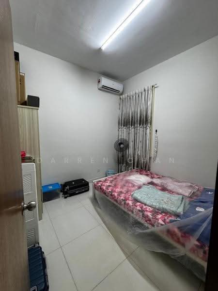 Condominium for Rent at Sri Putramas III / Royal Regent - Darren Chan - Bedroom - PropertyGuru.com.my