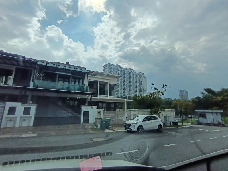 2-storey Terraced House for Sale in Kuchai Lama (Kuala Lumpur) - Javen Low - Exterior - PropertyGuru.com.my