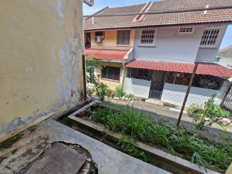 Rumah Teres 2-Tingkat untuk Dijual di Bandar Mahkota Cheras (Cheras) - Esharani . - Exterior - PropertyGuru.com.my