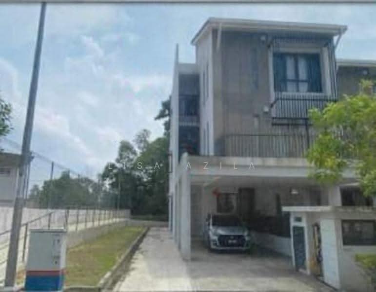 Rumah Bandar untuk Dijual di Bangi (Selangor) - Lisa Azila - Exterior - PropertyGuru.com.my