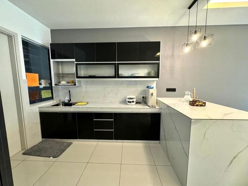 Rumah Teres untuk Dijual di Tamansari (Rawang) - Bernard Ong - Kitchen - PropertyGuru.com.my