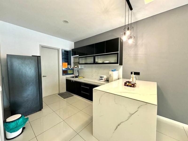 Rumah Teres untuk Dijual di Tamansari (Rawang) - Bernard Ong - Kitchen - PropertyGuru.com.my