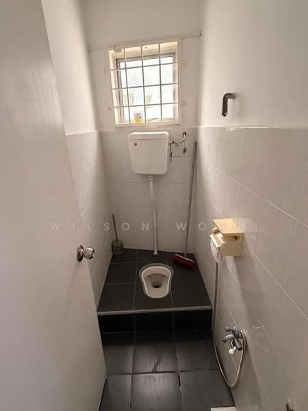 Kedai untuk Disewa di Mahkota Cheras (Cheras) - Wilson Woon - Bathroom - PropertyGuru.com.my