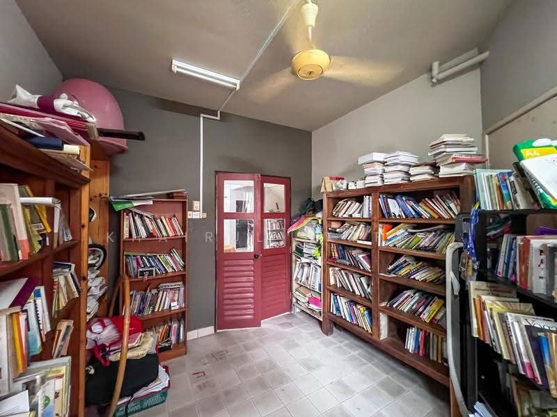 Rumah Teres 2-Tingkat untuk Dijual di Seksyen 5 (Kota Damansara) - Khairul Syafiq - Study - PropertyGuru.com.my