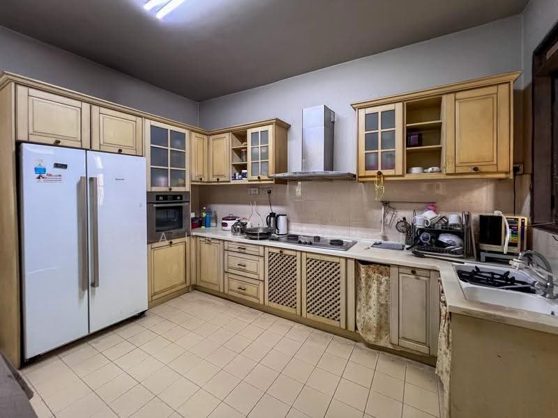 Rumah Teres 2-Tingkat untuk Dijual di Seksyen 5 (Kota Damansara) - Khairul Syafiq - Kitchen - PropertyGuru.com.my