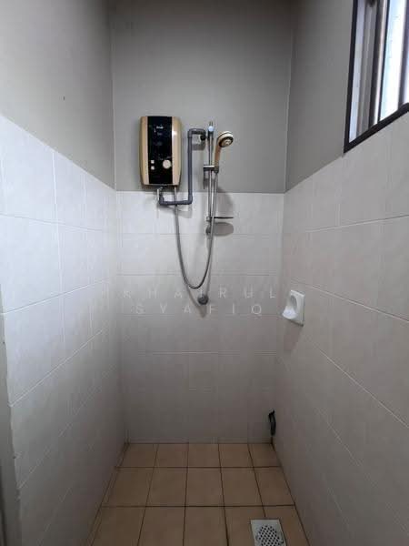 Rumah Teres 2-Tingkat untuk Dijual di Seksyen 5 (Kota Damansara) - Khairul Syafiq - Bathroom - PropertyGuru.com.my