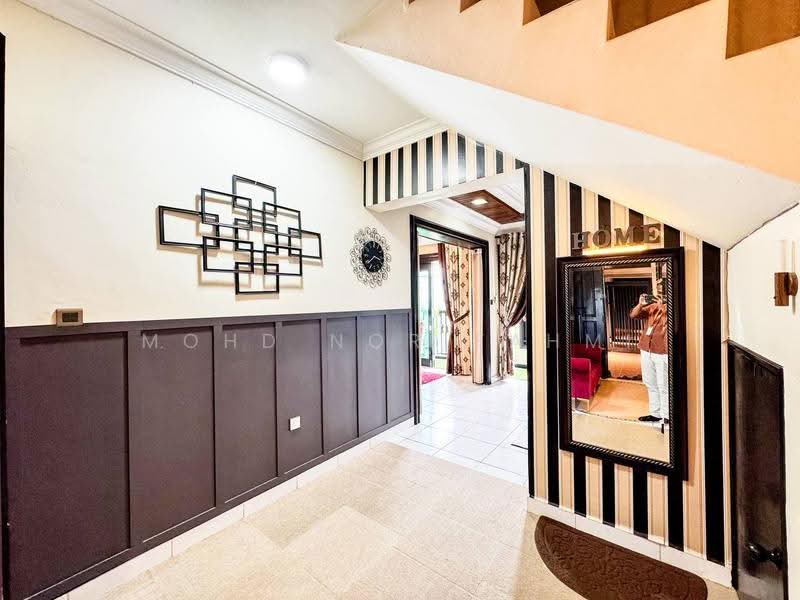 Condominium for Sale at Armanee - Mohd Nor Fahmi - Entrance - PropertyGuru.com.my