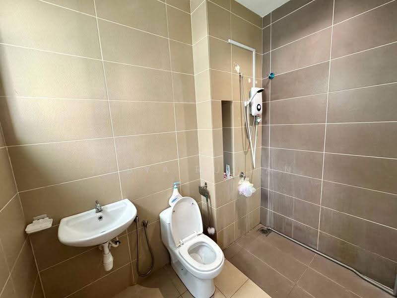 Rumah Teres 3-Tingkat untuk Dijual di Bandar Rinching (Semenyih) - Tasya Ruslan - PropertyGuru.com.my