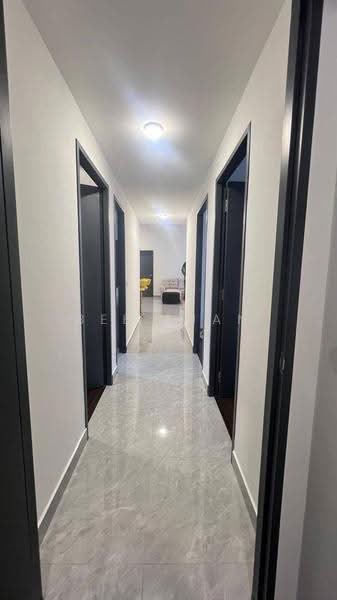 Kediaman Servis untuk Dijual di Altris Residences @ The Quartz WM - Bee Suan - Corridor - PropertyGuru.com.my