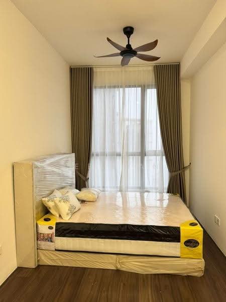 Kediaman Servis untuk Dijual di Altris Residences @ The Quartz WM - Bee Suan - Bedroom - PropertyGuru.com.my